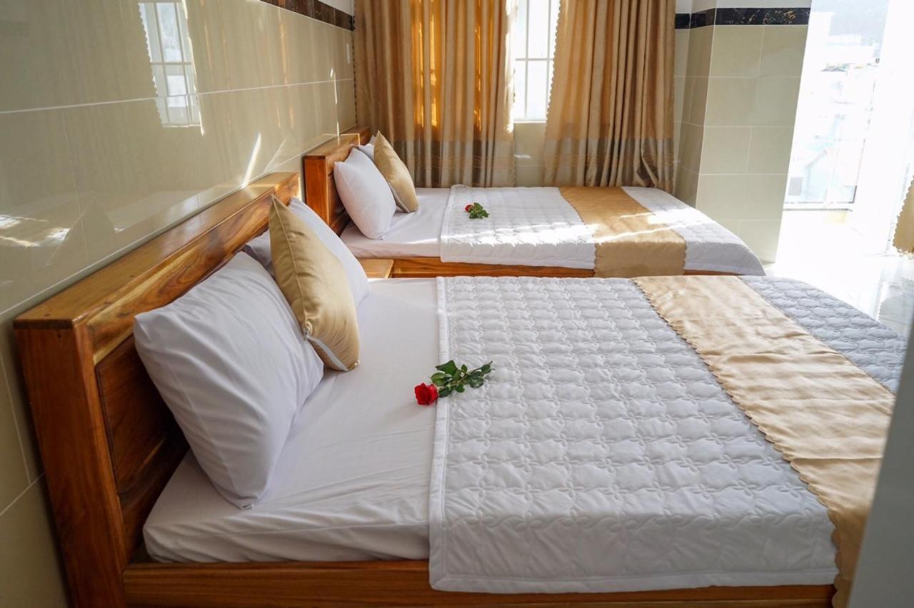 Hotel Hoai Anh Vung Tau Esterno foto