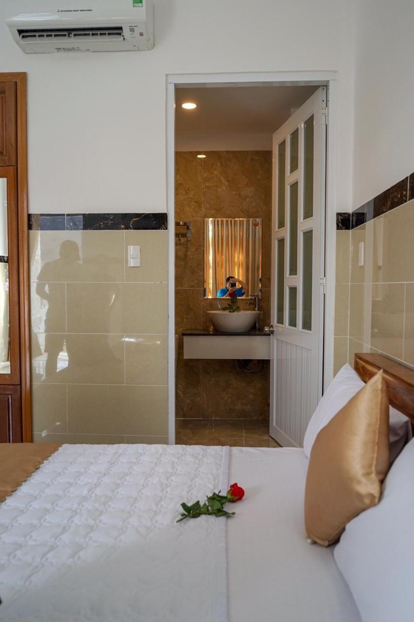 Hotel Hoai Anh Vung Tau Esterno foto