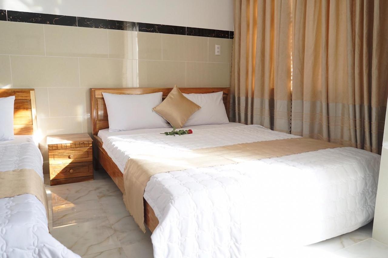 Hotel Hoai Anh Vung Tau Esterno foto