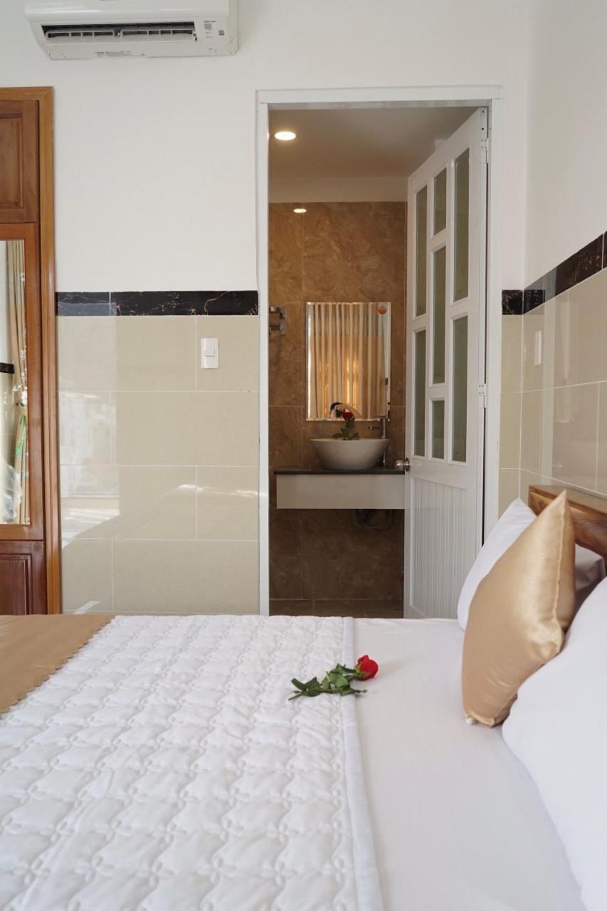 Hotel Hoai Anh Vung Tau Esterno foto