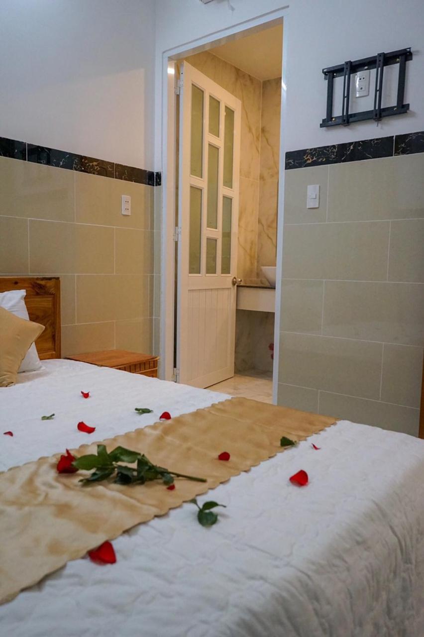 Hotel Hoai Anh Vung Tau Esterno foto