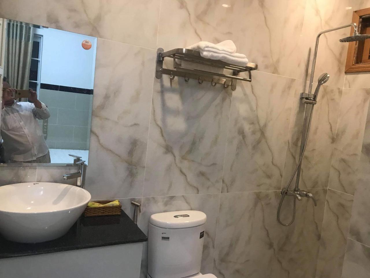 Hotel Hoai Anh Vung Tau Esterno foto